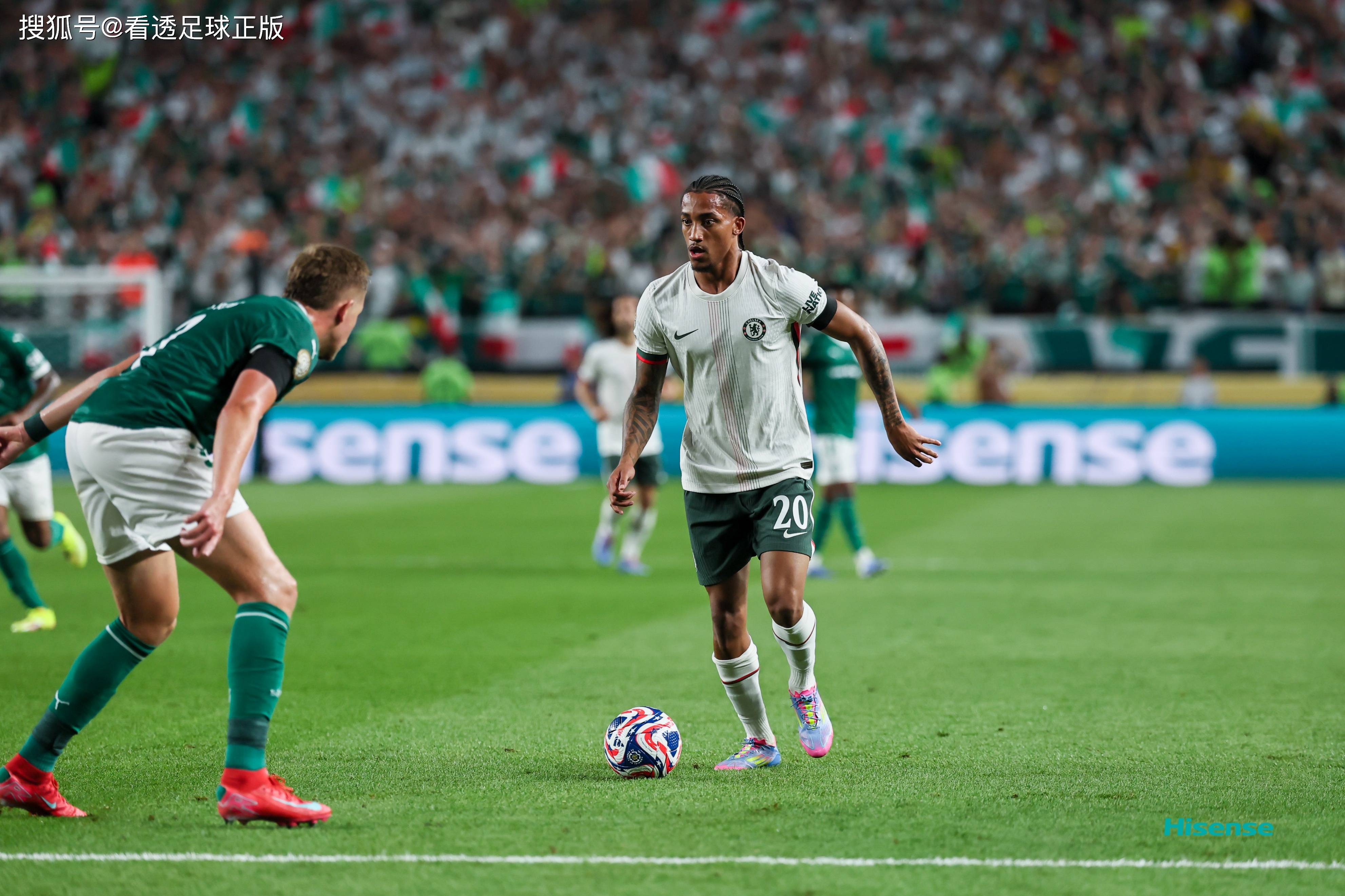 切尔西轻松战胜：阿雅克肖4-0的简单介绍