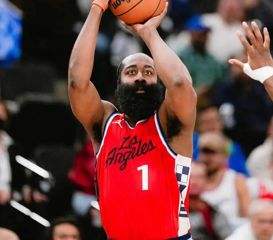 熊猫体育-包含非洲篮球明星备战篮球赛，期待闪光表现的词条