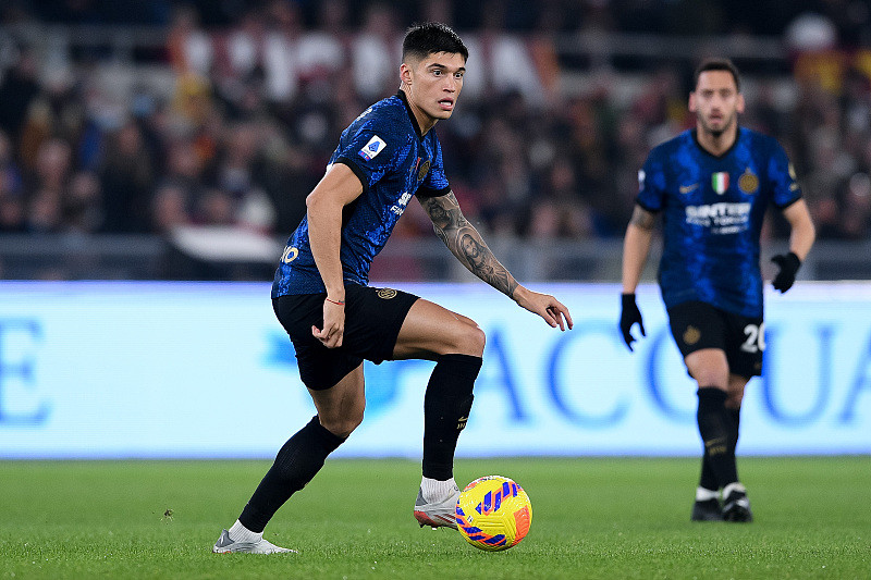 NS轻取T1，Tarzan团战一打五焦点之战小组赛，引爆全场热议