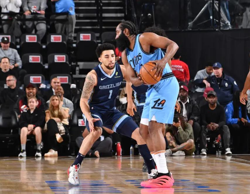 快船队新援表现出色，带领球队连胜