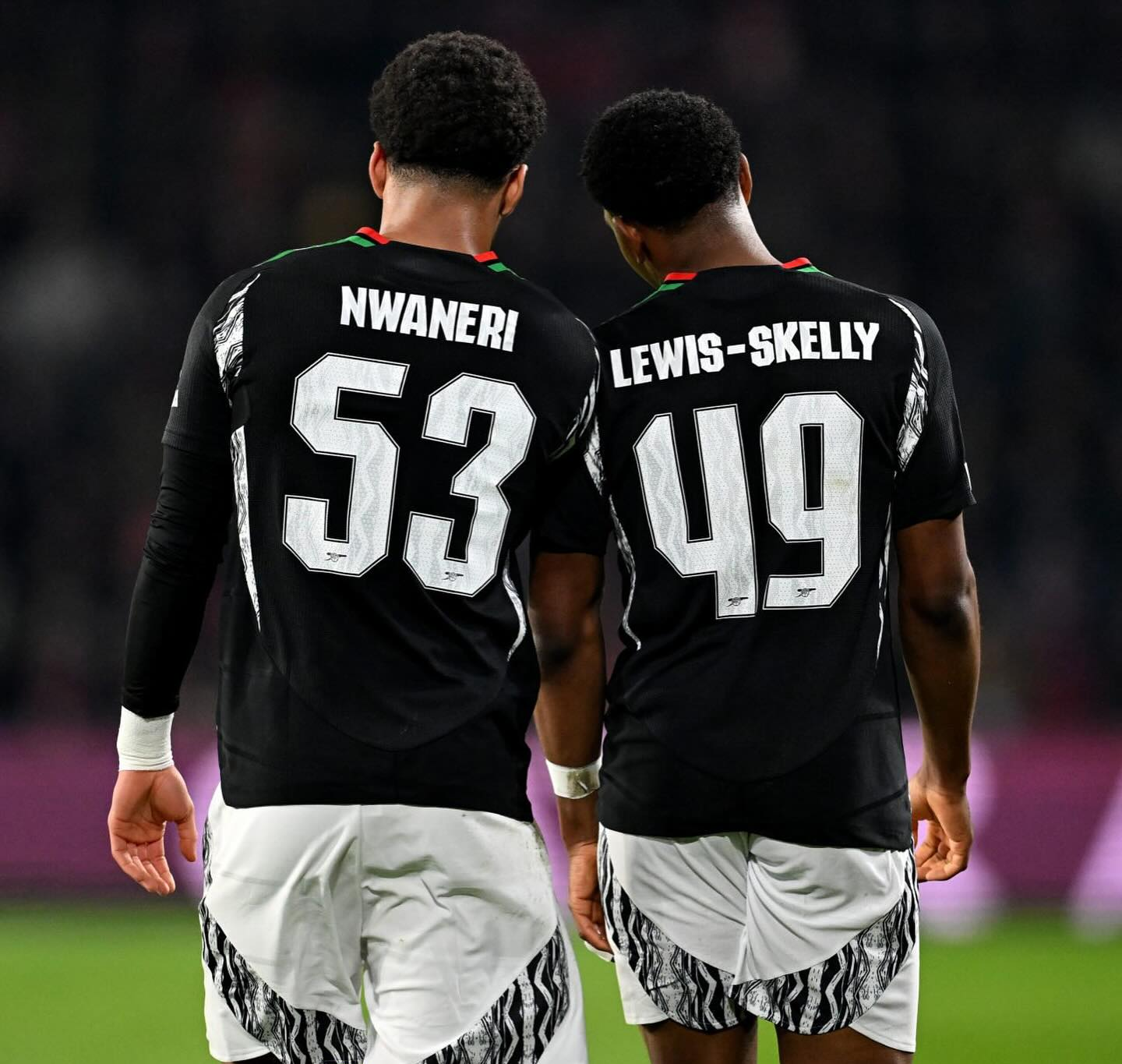 熊猫体育官方-阿森纳翻盘德国，本泽马刷新纪录